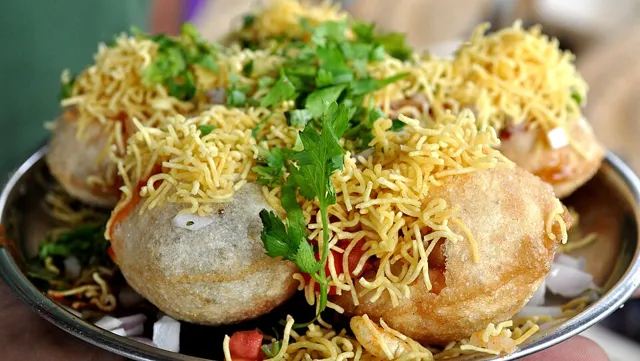 Sev puri